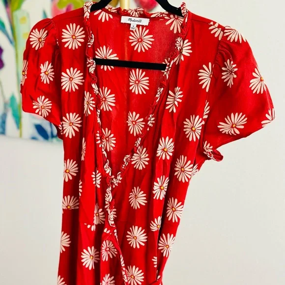Madewell Ruffle Wrap Midi Dress in Daisy Daydream, Big Daisy Etruscan Clay - Picture 3 of 8